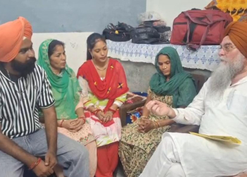 Speaker hands over ex-gratia amount of Rs. 4 lakh to deceased Labourer Panna Lal’s Family, Kotkapura