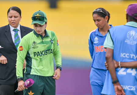 Women’s WC: India maintain ‘No handshake’ stance in the match against Pakistan