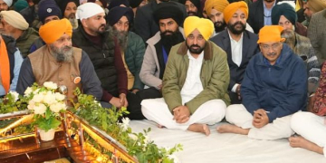 CM BHAGWANT MANN AND ARVIND KEJRIWAL JOINS SANGAT IN KIRTAN DARBAR AT SRINAGAR