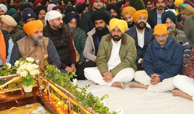 CM BHAGWANT MANN AND ARVIND KEJRIWAL JOINS SANGAT IN KIRTAN DARBAR AT SRINAGAR
