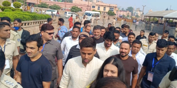 Captain SKY, coach Gambhir and others visit Shri Jagannath Temple ahead of first T20I