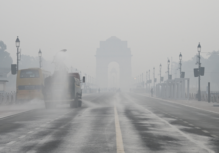Delhi chokes under ‘severe’ air quality, thick layer of smog engulfs city