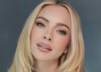 Lindsay Lohan says she feels ’emotional when people are nice’ to her