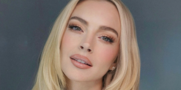 Lindsay Lohan says she feels ’emotional when people are nice’ to her