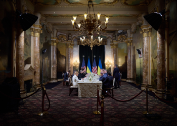 Zelensky, Trump signal near deal on ending Ukraine war