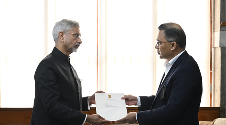 EAM Jaishankar arrives in Dhaka for Khaleda Zia’s funeral, hands over PM Modi’s letter to her son