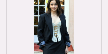 Alia Bhatt honoured by Golden Globes at Red Sea Film Festival