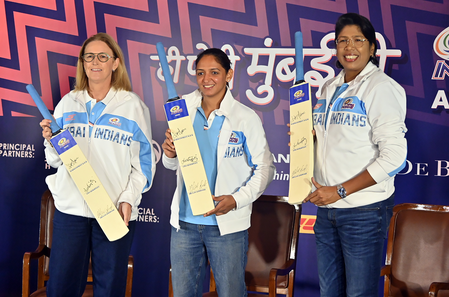 WPL 2026: Harmanpreet, Mandhana set the tone ahead of MI vs RCB opener