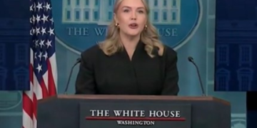 White House backs criticism of Fed Chair Powell