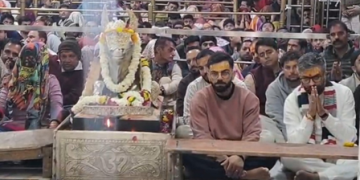 Virat Kohli, Kuldeep visit Shree Mahakaleshwar Temple, attend Bhasma Aarti
