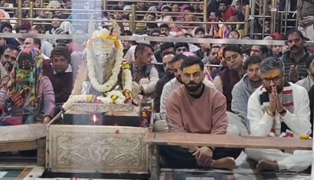 Virat Kohli, Kuldeep visit Shree Mahakaleshwar Temple, attend Bhasma Aarti