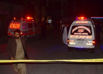 Six killed as fire erupts at shopping mall in Pakistan's Karachi
