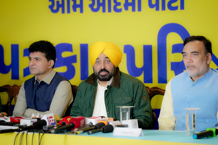 Bhagwant Mann showcases ‘Punjab achievements’ in Gujarat