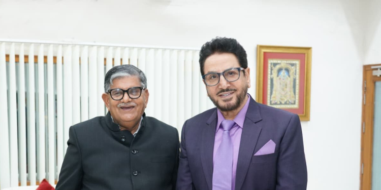 Legendary Punjabi Singer Gurdas Maan Calls on Punjab Governor, Assures commitment of heart & soul to Anti-Drug Campaign