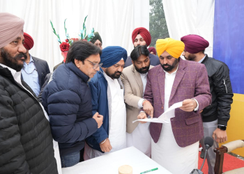 Braving cold weather, CM Bhagwant Singh Mann holds Lok Milni in Jalandhar, says Lok Milnis will act as catalyst in accelerating Punjab’s development