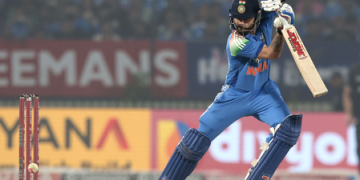 ‘He walks the talk…,’ Shreyas lauds Kohli’s years of consistency