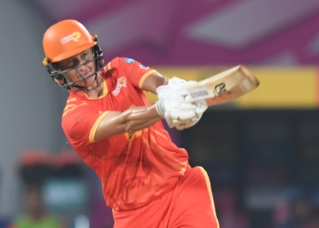 Sophie Devine hammers 32 runs off Sneh Rana for the most-expensive over in WPL history