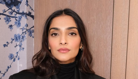 ‘Ek Ladki Ko Dekha Toh Aisa Laga’ turns seven, Sonam Kapoor celebrates love without labels