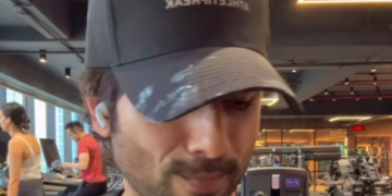 Shahid Kapoor vibes to ‘Aashiqon Ki Colony’ in gym