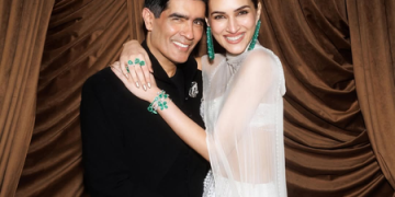 Manish Malhotra recalls his first meeting with Kriti Sanon during her modeling days