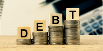 Pakistan struggling to survive under $134 billion debt mountain