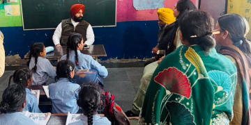 Bhagwant Mann Govt Enforces Strict Accountability to Strengthen ‘Sikhya Kranti’, Show-Cause Notices Issued to 6 Teachers