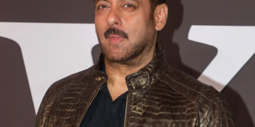 Salman Khan calls Kabir Bedi the ‘original Tiger of India’