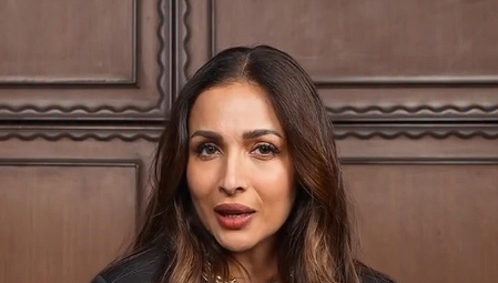 Malaika Arora calls Navjot Singh Sidhu her ‘lifelong friend’ on The Great Indian Kapil Show