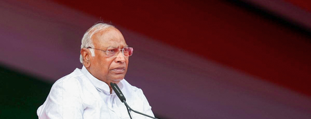 Kharge expresses grief over Cuttack hospital fire, urges Congress workers to assist victims