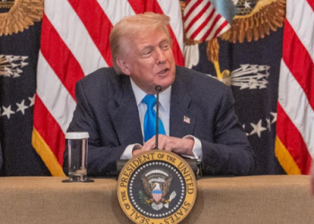 Trump touts tax cuts, claims price drop ahead of Midterms