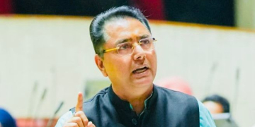 AMAN ARORA PUSHES FOR AGE-SPECIFIC SOCIAL MEDIA RULES TO PROTECT KIDS