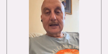 Anupam Kher says ‘dreams come true when you refuse to give up’, not when ‘life is easy’