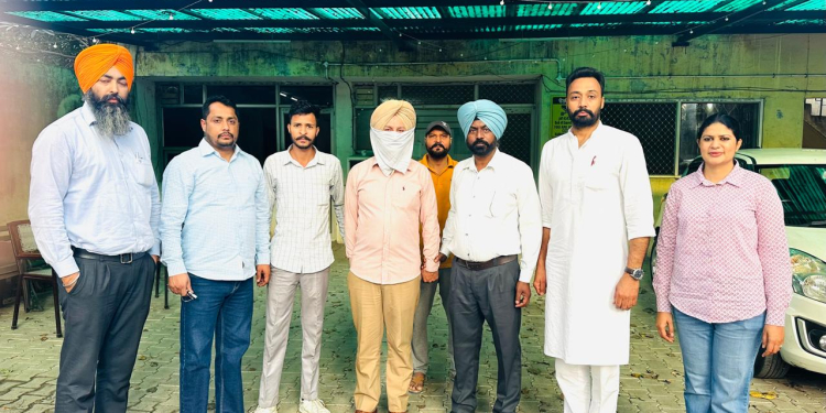 Vigilance Bureau nabs ASI red handed accepting bribe of Rs 15,000/-