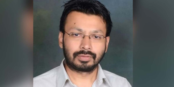Dr Ravjot Singh