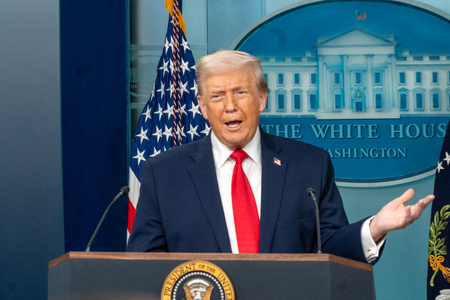 Oil, stocks steady despite Iran crisis: Trump