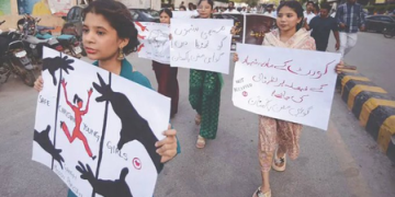 People protest in Karachi over forced marriages, conversions of minor Christian girls