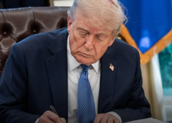 Trump signs order to save college sports