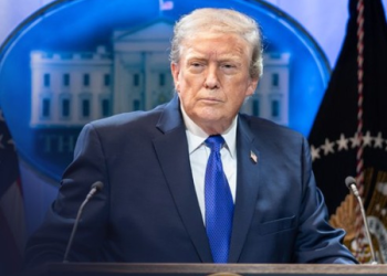 90 minutes before self-imposed deadline, Trump pulls back from Iran brink