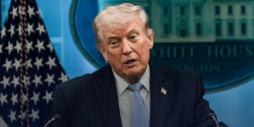 Trump threatens Strait of Hormuz to open no matter if Iran cooperates