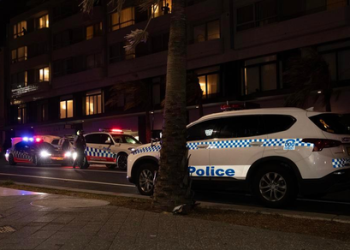 Police officers among 4 injured following Sydney shootings