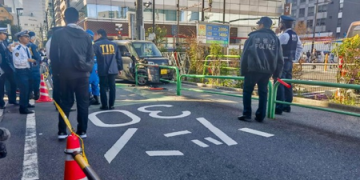 Japan: Suspect at large after attacking students, spraying unknown substance at police