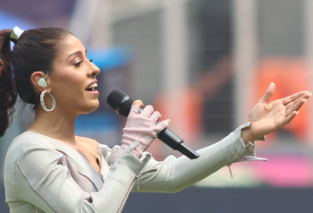 Sunidhi Chauhan says ‘Suno Naa Dil’ gave her the window to revisit era of romantic melodies