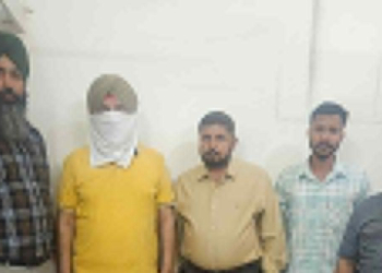 Vigilance Bureau nabs Inspector red handed accepting bribe of Rs 30,000/-