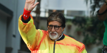 Big B starts his day on a reflective note: A good day is ever a good day