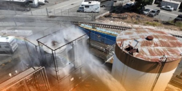 US California declares state of emergency in Orange County after chemical incident