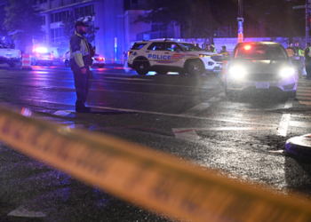 White House shooting: US Secret Service kills gunman after exchange of gunfire