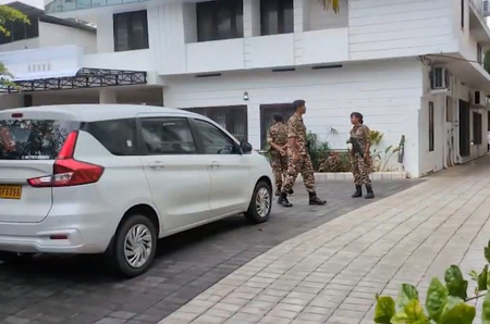 ED raids Pinarayi Vijayan’s home; daughter Veena questioned in CMRL case