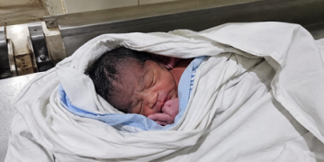 Newborn found abandoned in Mumbai hospital bathroom; police launch search for mother