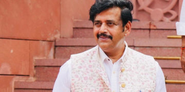 Ravi Kishan gets nostalgic about ‘Army’ days with Sridevi while working with Janhvi Kapoor in ‘Peddi’
