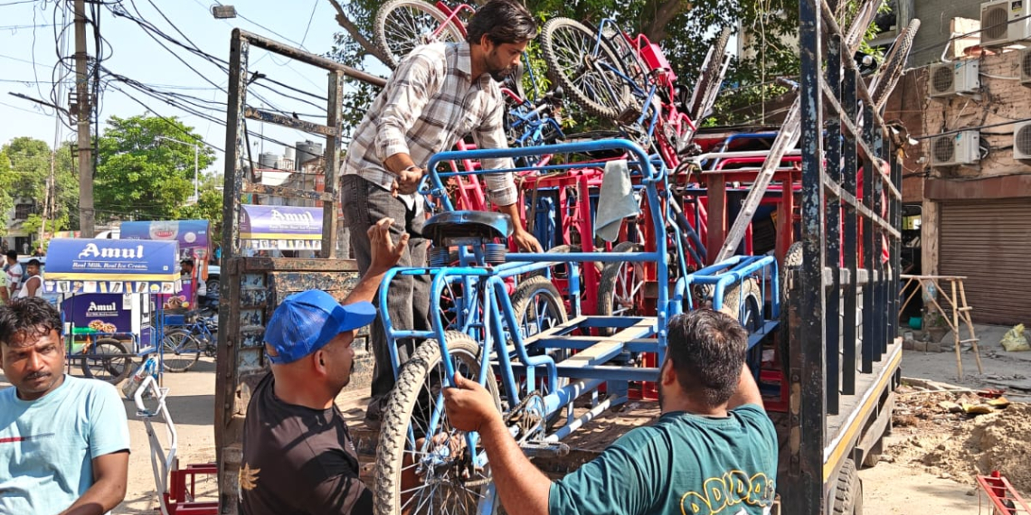 MCC launches special drive against illegal ice cream vendors, 35 rehris impounded